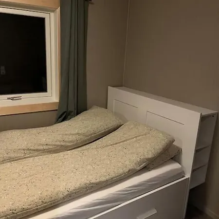 Skjomen Feriehus *